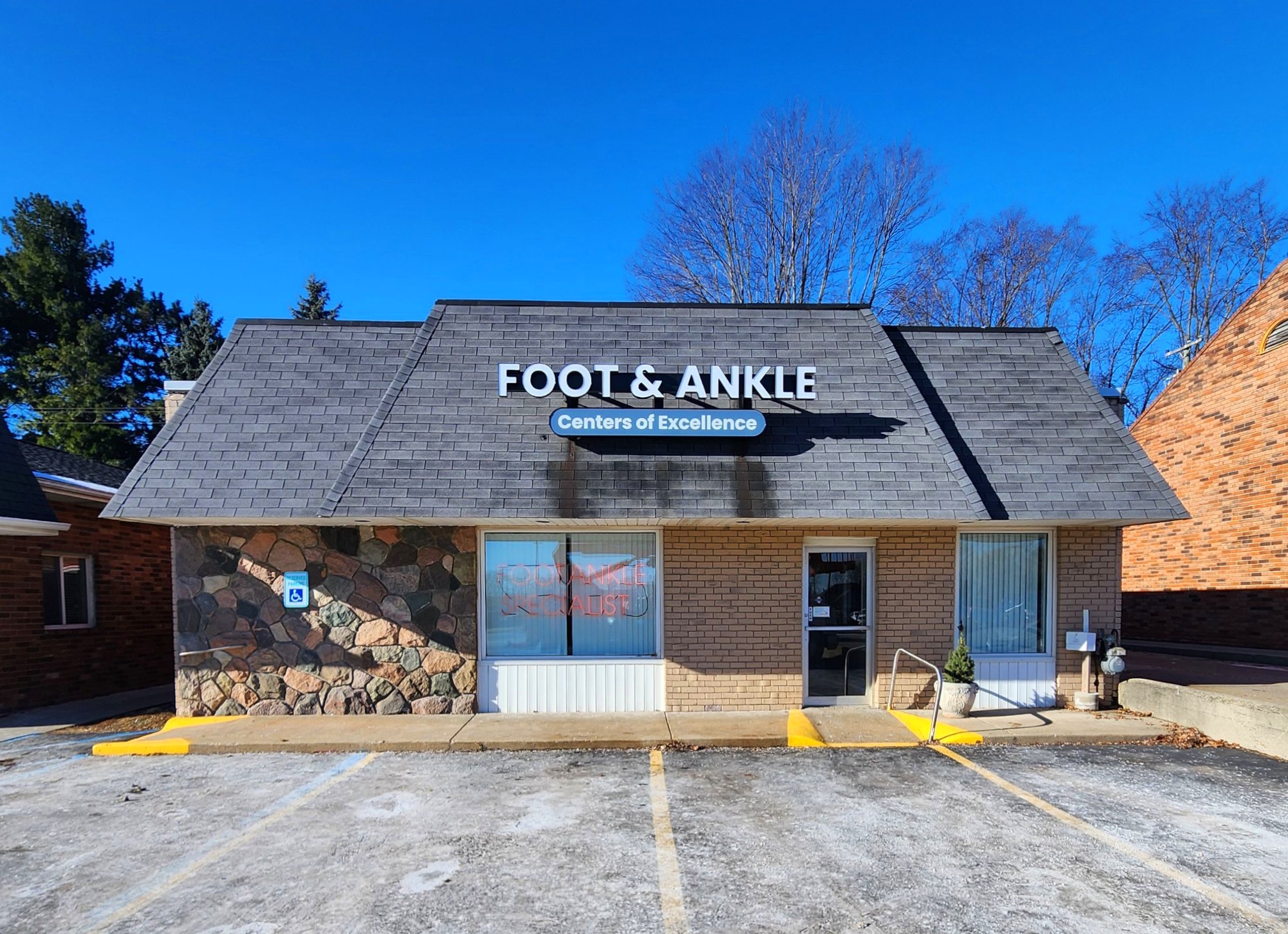 Foot & Ankle Centers Channel Letter Sign Foot & Ankle Centers of Excellence storefront with a newly installed channel letter sign.